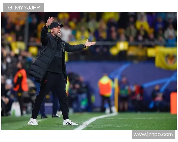 0910赛季曼联与利物浦经典对决回顾与战术分析 0910赛季曼联与利物浦经典对决回顾与战术分析