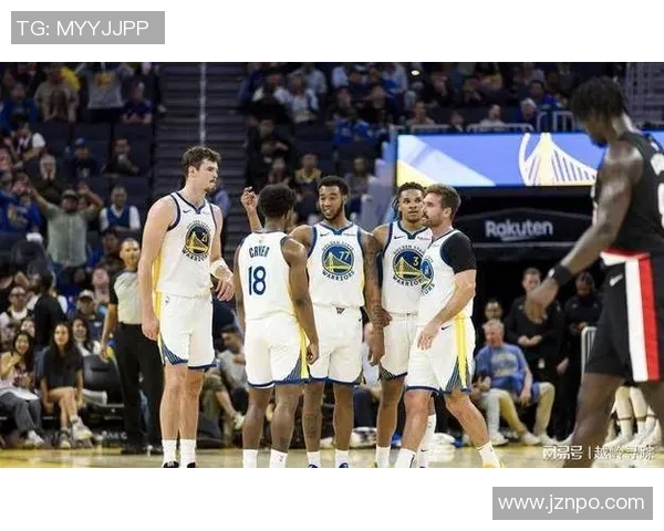 2007年NBA季后赛小牛对勇士首发阵容分析与比赛回顾 2007年NBA季后赛小牛对勇士首发阵容分析与比赛回顾