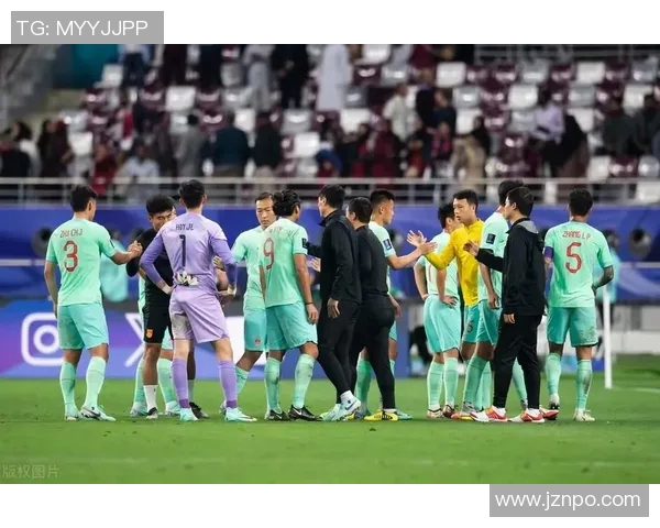 中国队与卡塔尔激战正酣精彩瞬间图片集锦回顾比赛亮点与精彩时刻